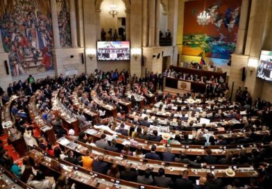 Cartel de corrupción envuelve a seis senadores de Colombia