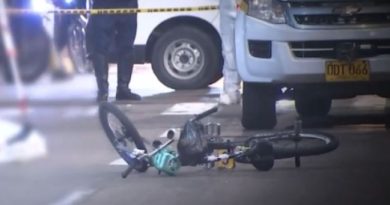 Fatal accidente: Ciclista pierde la vida tras chocar contra un andén