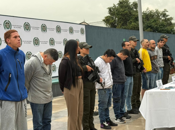 Cayeron 15 presuntos extorsionistas que intimidaban a comerciantes en Bogotá
