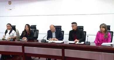 Gobierno suspende su participación en el empalme hasta que existan garantías institucionales y denuncia penalmente a Carlos Alonso Lucio