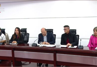 Gobierno suspende su participación en el empalme hasta que existan garantías institucionales y denuncia penalmente a Carlos Alonso Lucio