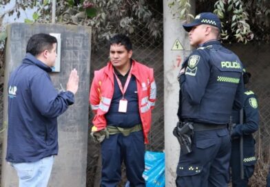 CAR frena disposición irregular de escombros y residuos peligrosos en la vía Suba-Cota