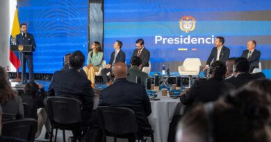 Presidente De La Espriella ratificó su compromiso con la descentralización financiera para los grandes proyectos de infraestructura